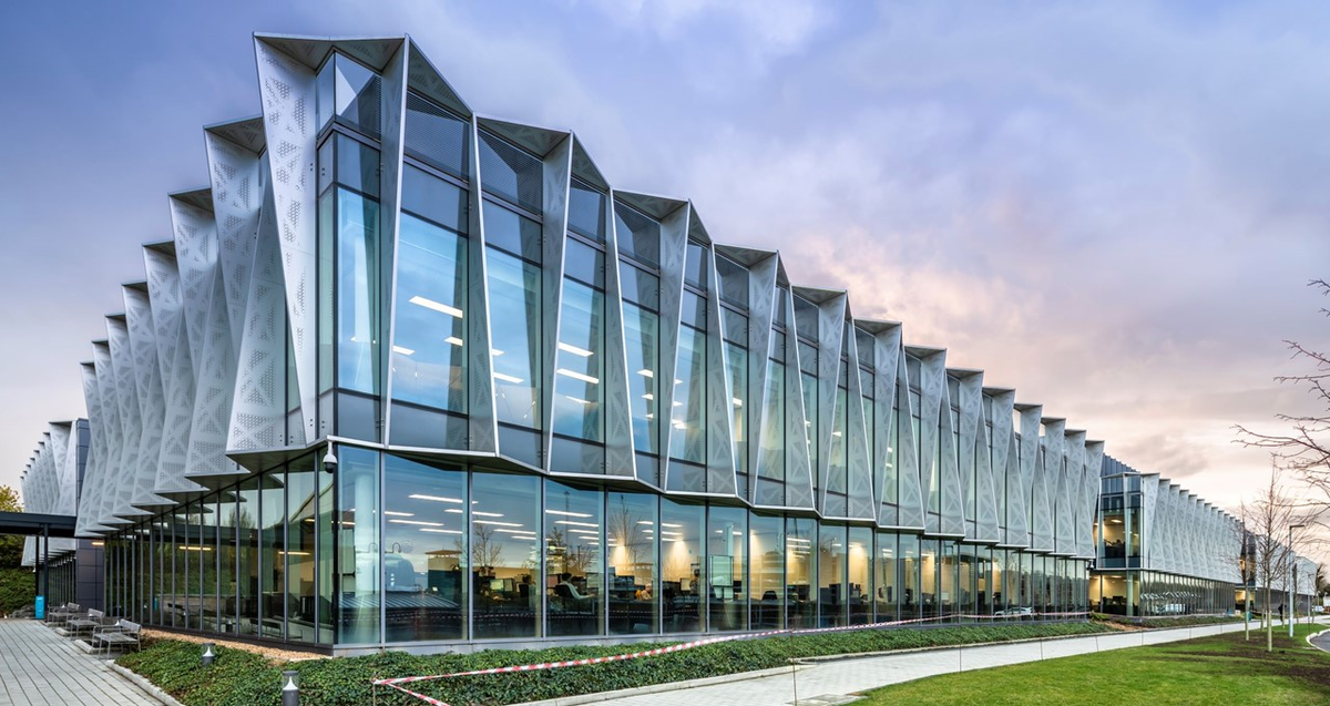 Maine treads lightly amid AI data center expansion